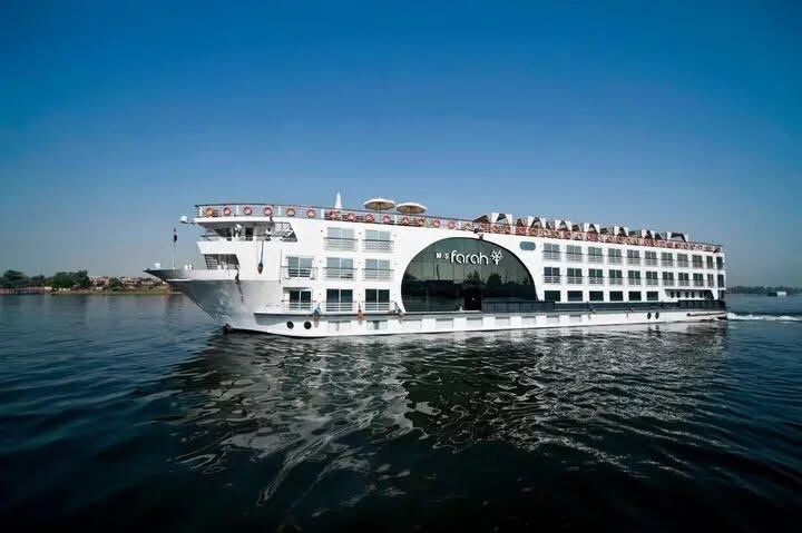 Aswan to Luxor – 4 Days / 3 Nights Luxury Nile Journey