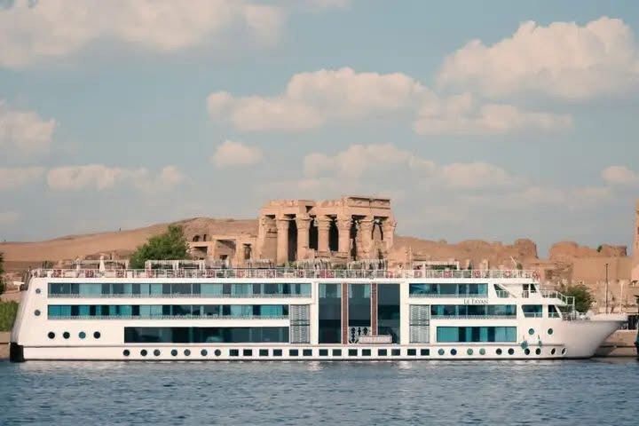 Aswan to Luxor – 5 Days / 4 Nights Luxury Nile Journey